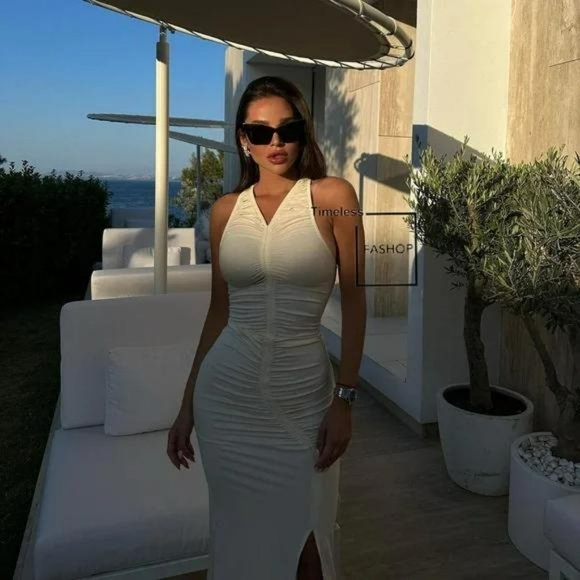 RARE H&M RUCHED DRESS BLOGGER’s FAVORITE - Picture 6 of 6